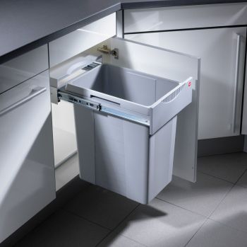 Hailo Easy-Cargo - 400mm door, single bin - under drawerline pull out single kitchen cupboard bin