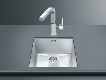 Smeg Quadra Brushed Stainless steel 400 mm Undermount Kitchen Sink - VSTQ40-2