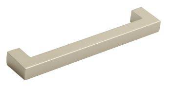 Larissa Zinc Alloy Kitchen Door D Pull Handle